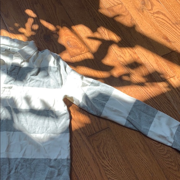 J.Crew long sleeve - Picture 3 of 4